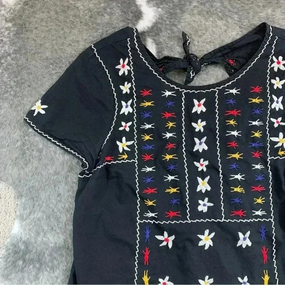 Madewell Embroidered Tie Back Cut Out Top - Picture 3 of 12